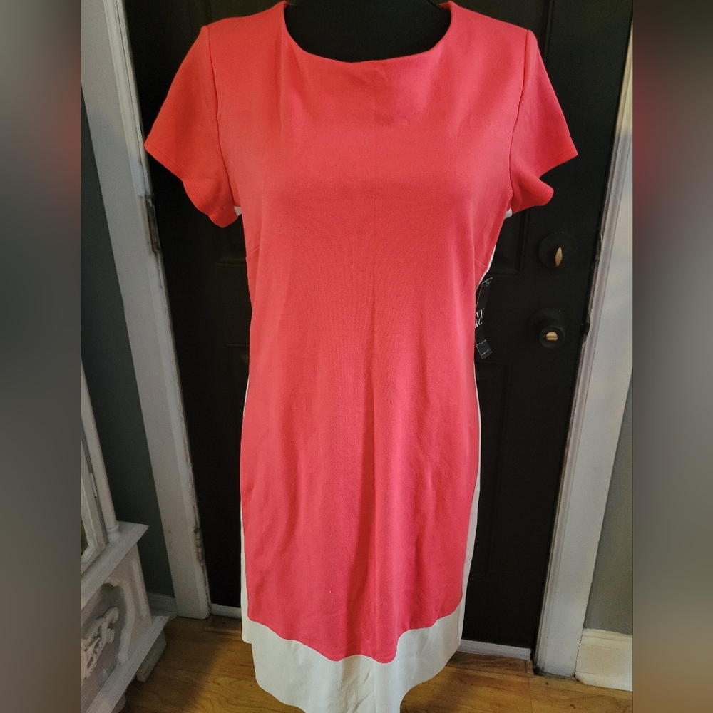 New York & Company Coral and White Short Sleeve Top